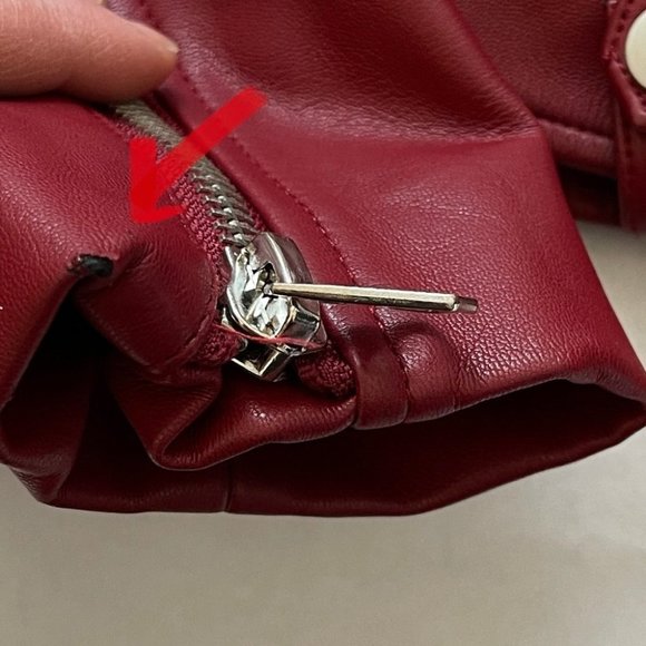 ❌SOLD❌ 𝅺zara Vegan / faux leather red motto biker jacket size small - Picture 7 of 8